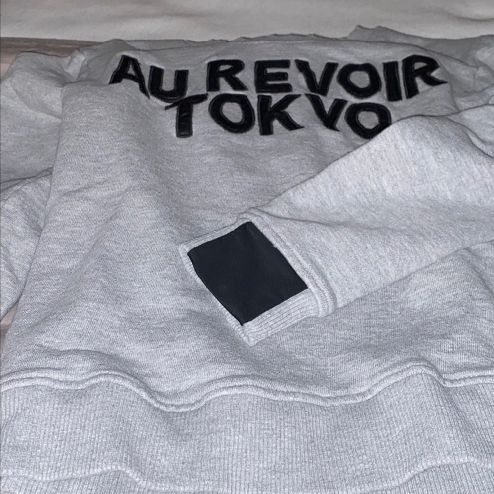 Cropped Sweatshirt. AuRevoir Tokyo.